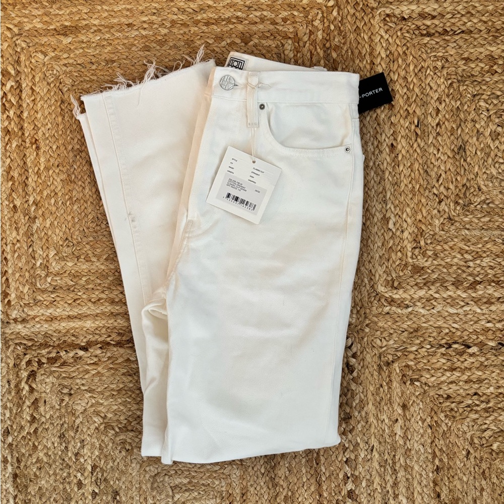 NWT Toteme White High Rise Crop Jeans